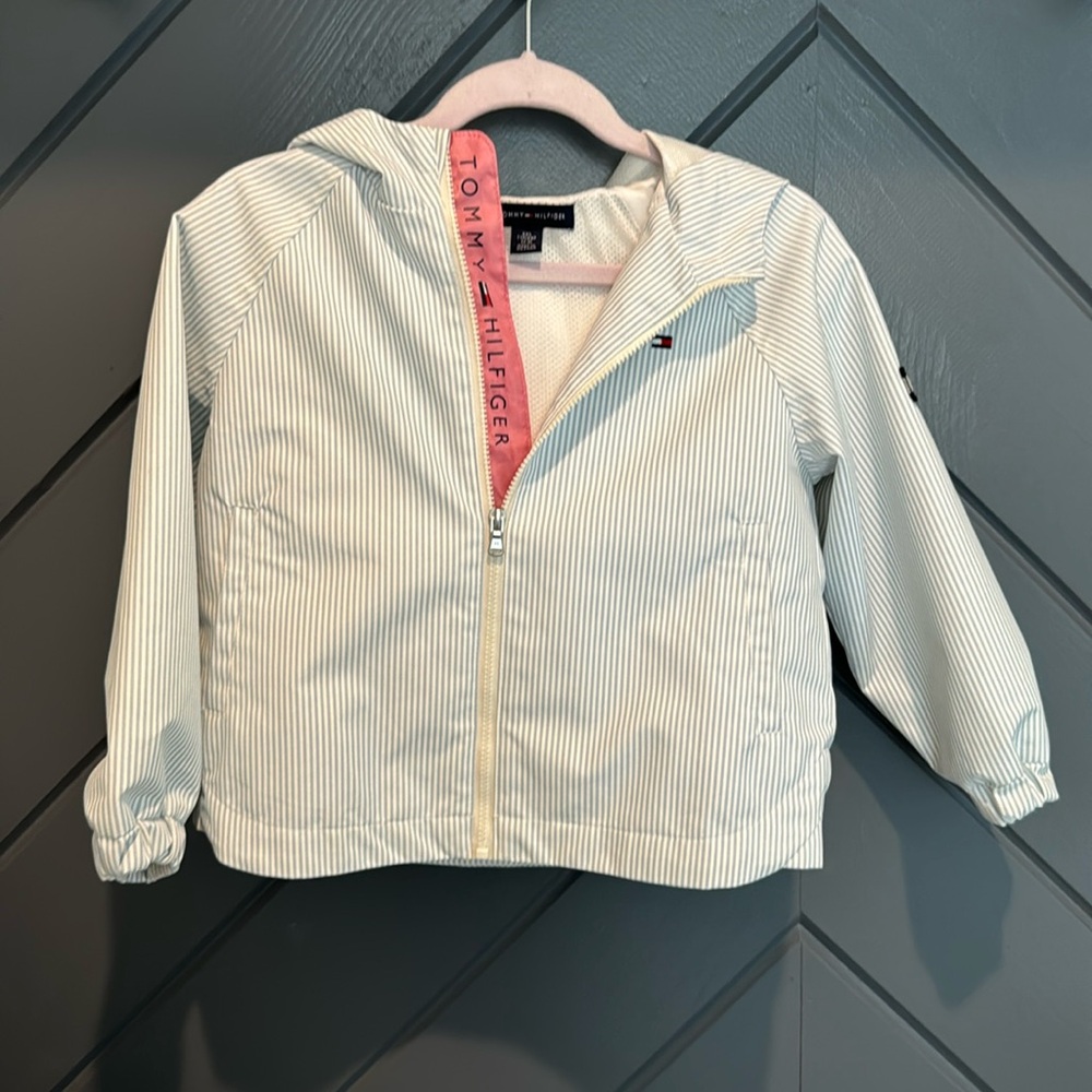 Girls Tommy Hilfiger stripped Rain Jacket xxs 2T/3T